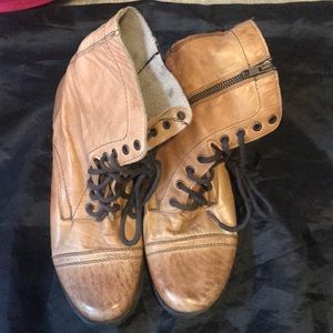 Tan Steve Madden Troopah boots. Worn once.